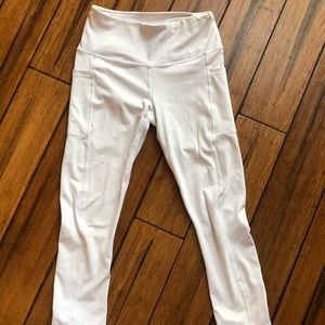 White 90 degree 3/4 length leggings